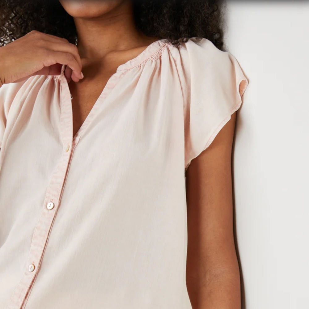 NWOT Rails Alena Split-Neck Top - Picture 2 of 11